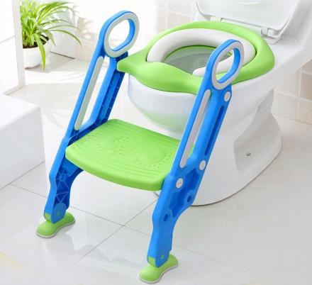 This All-In-One Toddler Toilet Trainer Has a Built-In Step Ladder