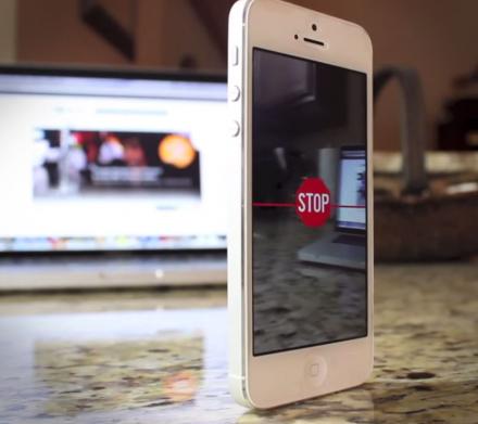 Cycloramic Vibrates iPhone To Make Panoramic Photos
