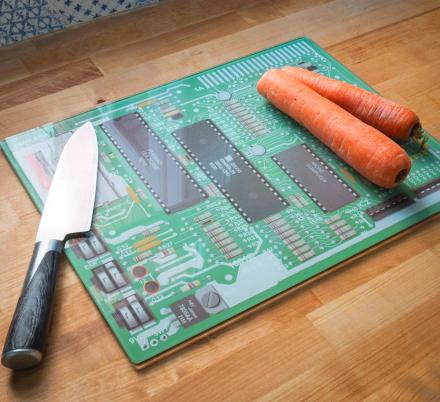 Every Geek Probably Needs This Motherboard Cutting Board