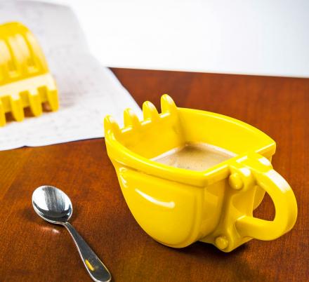 This Excavator Bucket Coffee Mug Is Perfect For Construction Workers