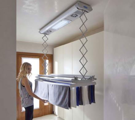 The Foxydry Electric Clothesline Automatically Raises Up To Ceiling To Save On Space