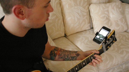 Guitar Sidekick Smartphone Holder 3