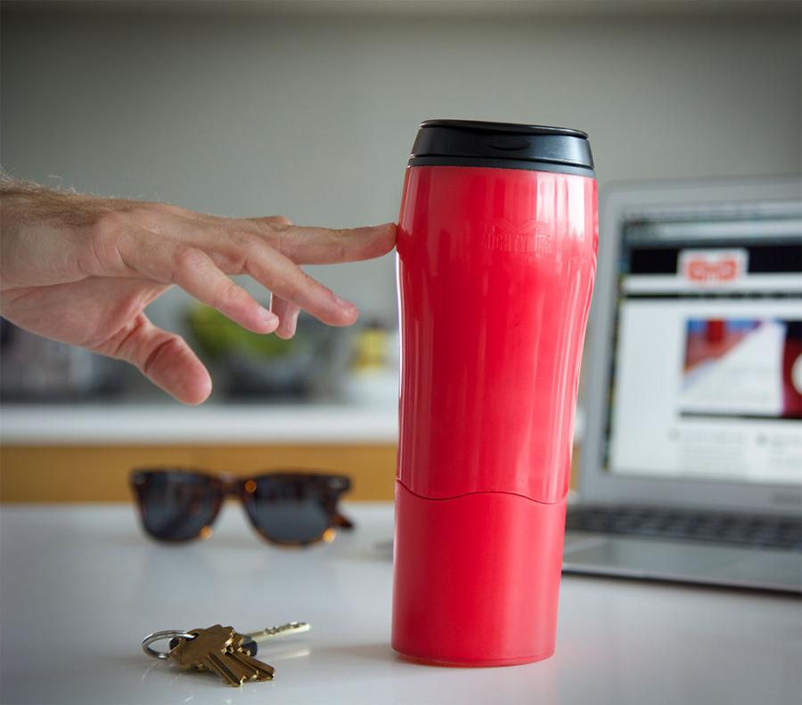 The Unspillable Drink: Coffee Mug Can't Be Knocked Over