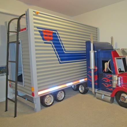 This Dad Made an Incredible Optimus Prime Semi Truck Bunk Bed For His Kids Birthday