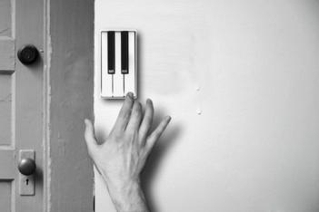 There's a Piano Doorbell That Lets Your Guests Make a Tune