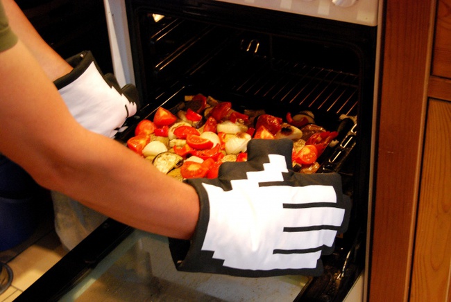 Pixelated Oven Mitts 1