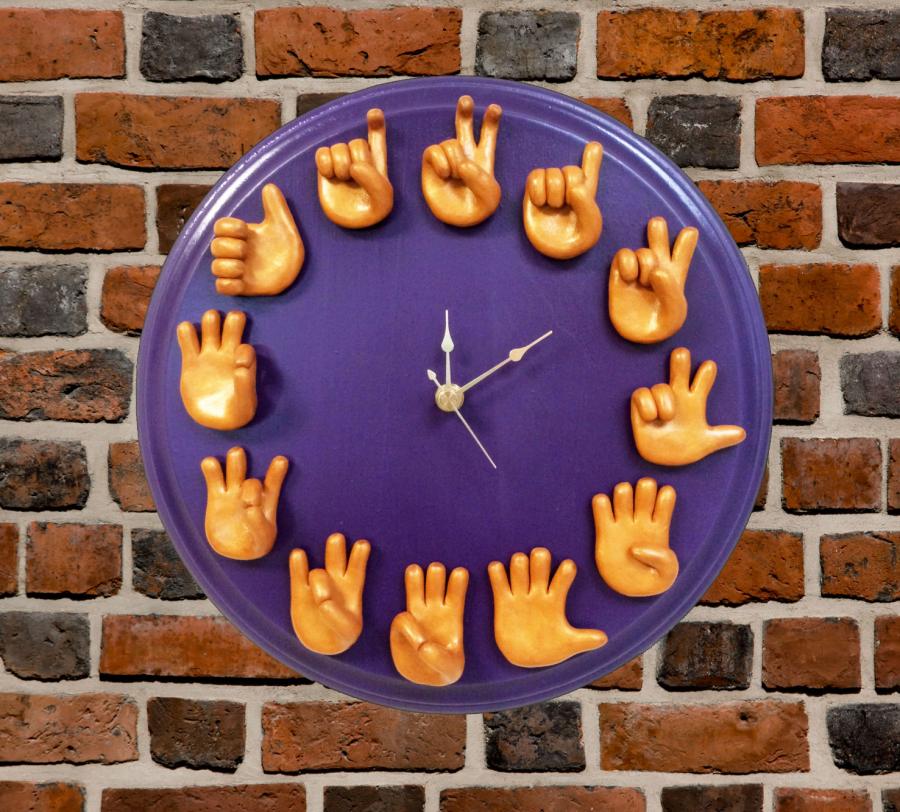 sign-language-wall-clock