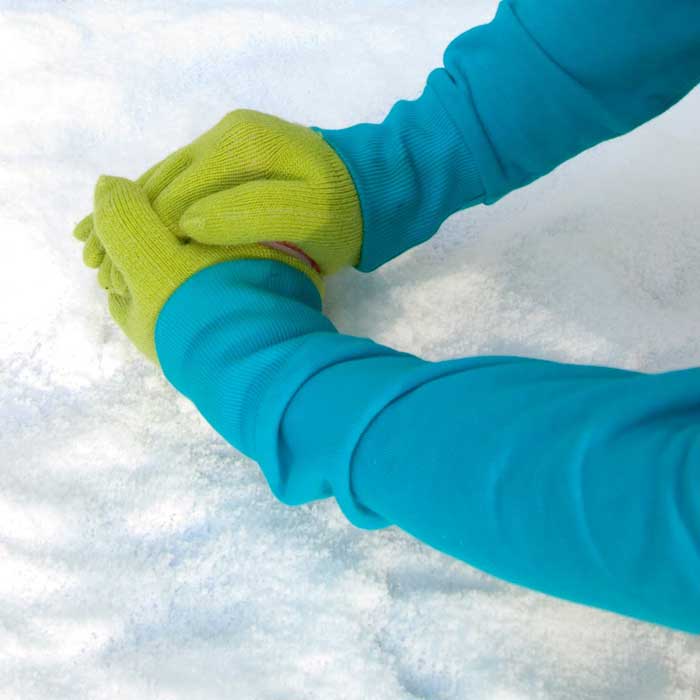 Snowball Making Gloves 2