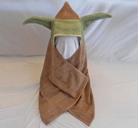 Star Wars Child's Bath Towel With Yoda Ears Hoodie