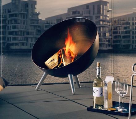 The Fireglobe Is a Classy One-Way Outdoor Fireplace