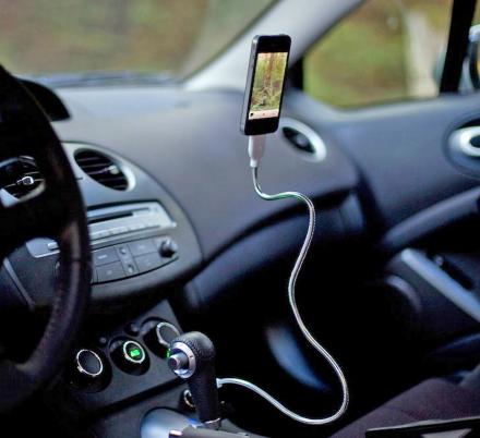 This Flexible Stainless Steel Charging Cable Doubles as a Phone Mount