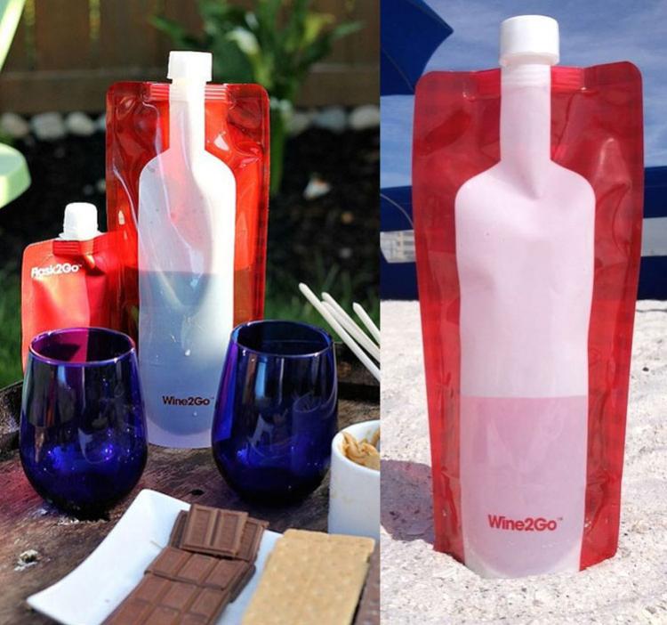 Wine2Go: A Foldable and Portable Wine Flask