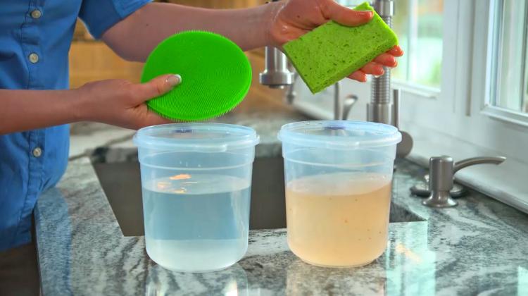 Better Sponge - Unique Multi-purpose sponge, jar opener gripper, oven mitt, pet hair collector - Incredible silicone fingers sponge