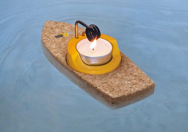 candle powered cork steamboat