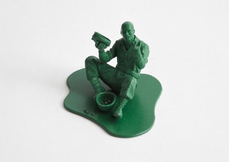 Casualties Of War Realistic Yet Depressing Little Green Army Men Figures