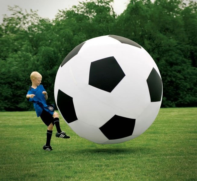 giant-soccer-ball-6-feet-in-diameter-1668.jpg