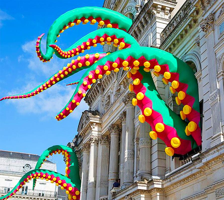 Giant Inflatable Octopus Tentacles House Decorations For Halloween