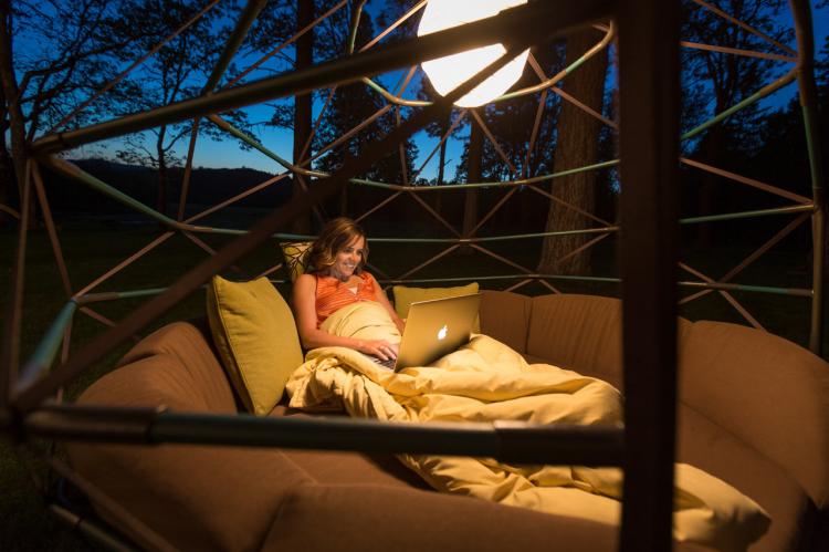 Kodama Zomes - Giant Hanging Hammock Lounger That Hangs From Tree