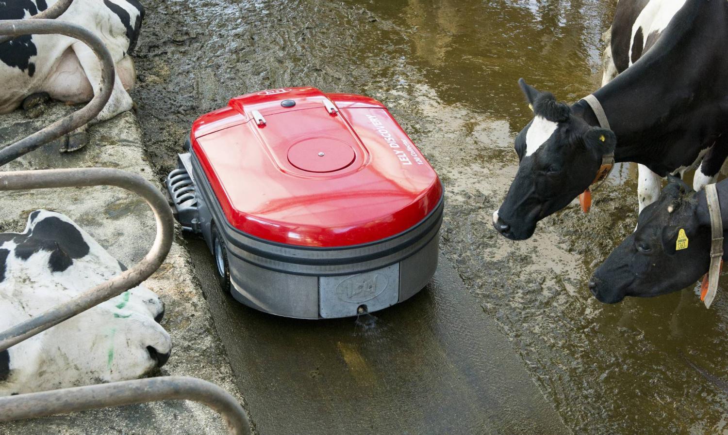 Lely Discovery Manure Cleaning Robot Vacuum Barn Floor Roomba