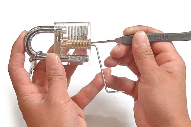 Transparent Padlock Help Learn To Pick Locks