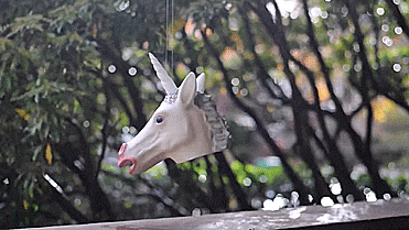 Unicorn Head Squirrel Feeder - GIF