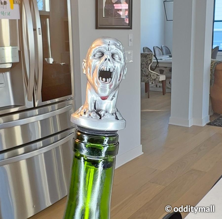 Zombie Head Wine Pourer