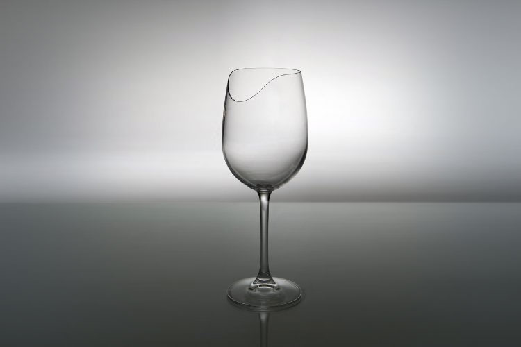 Silhouette Sense-enhancing Wine Glasses