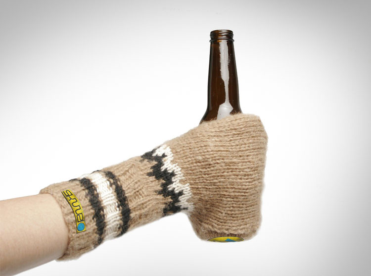 Beer Koozie MittensBeer Mitts - Beer koozie mittens hold your beer in the winter