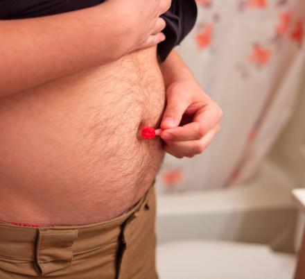 You Can Now Get a Belly Button Lint Brush For Cleaning Out Those Deep Belly Buttons