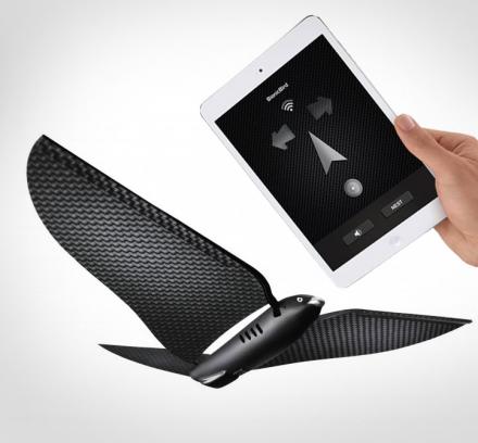 Bionic Bird Controlled From Your Smart Phone