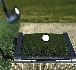 Divot Simulating Golf Mat Helps Practice On Natural Turf