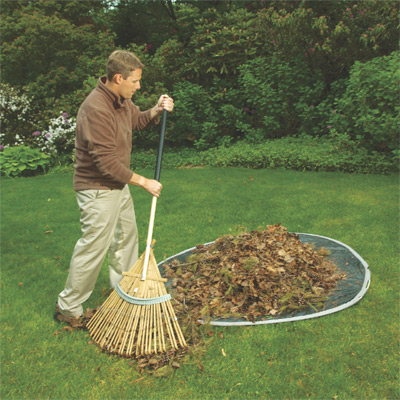 This Easy Leaf Loader Is a Must Have Tool This Fall