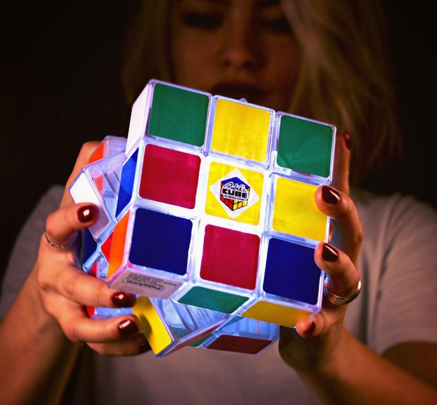 light rubik's cube