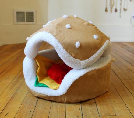 Hamburger Dog or Cat Bed