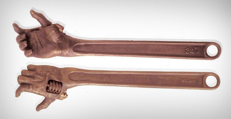Handwrench - Hand shaped wrench