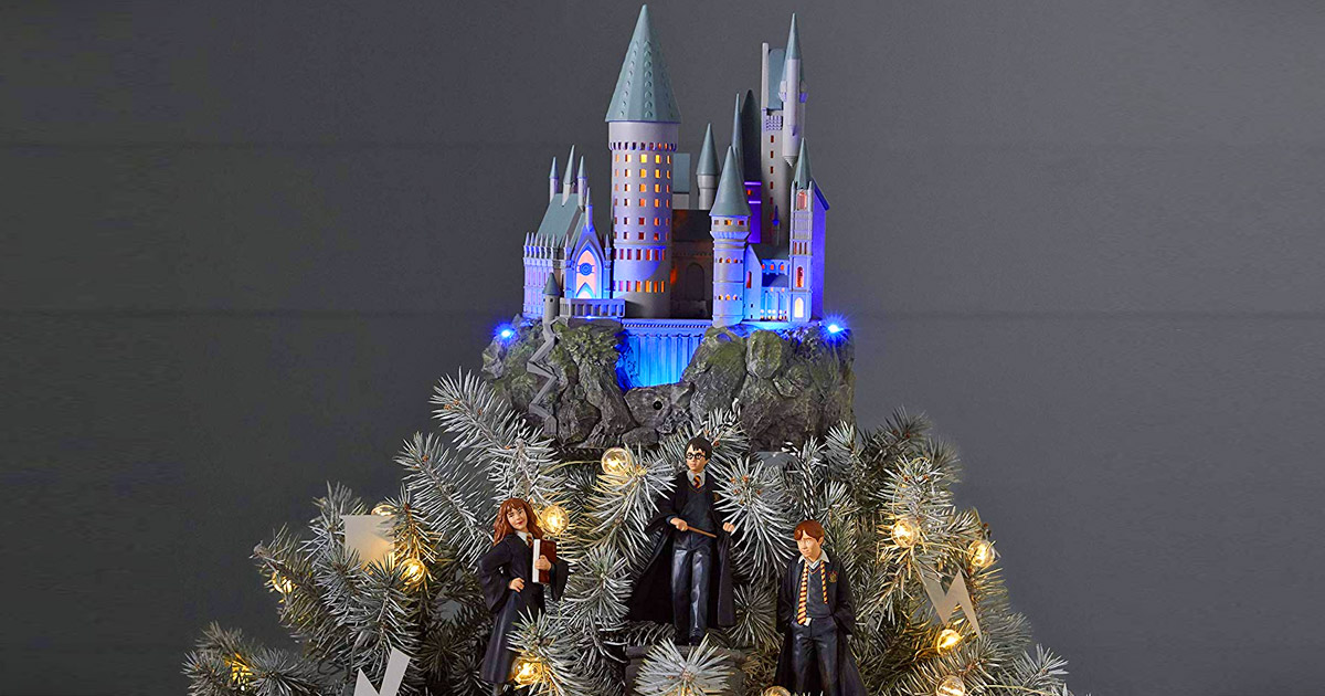 Hogwarts Christmas Tree Topper Is Perfect For Harry Potter Fans