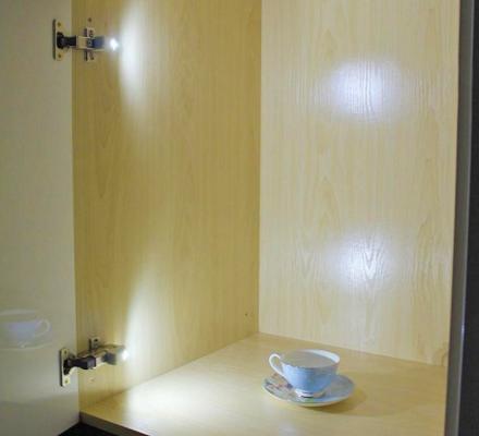 LED Soft Close Cabinet Hinge Lights Turn On When Door Is Opened
