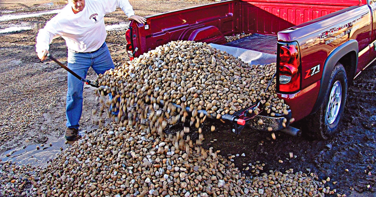 This Load Handler Lets You Unload a Pickup Truck In Just 30 Seconds