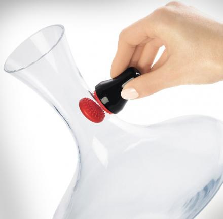 Magnetic Spot Scrubber - Easily Cleans The Inside of Vases