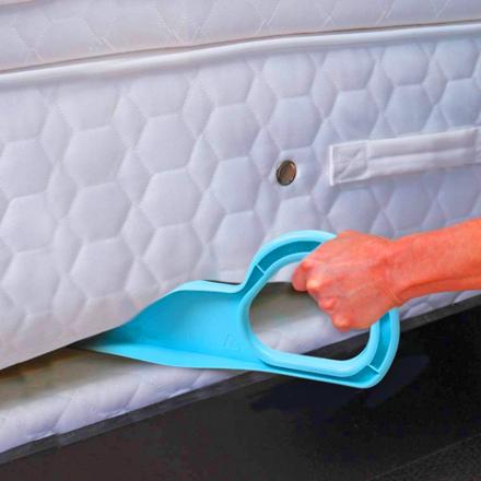 This Mattress Lifting Tool Helps Change Your Bed Sheets While Saving Your Back