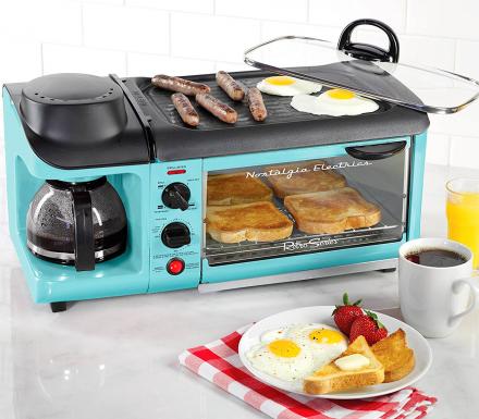 Nostalgia 3-in-1 Breakfast Station Makes Your Entire Breakfast