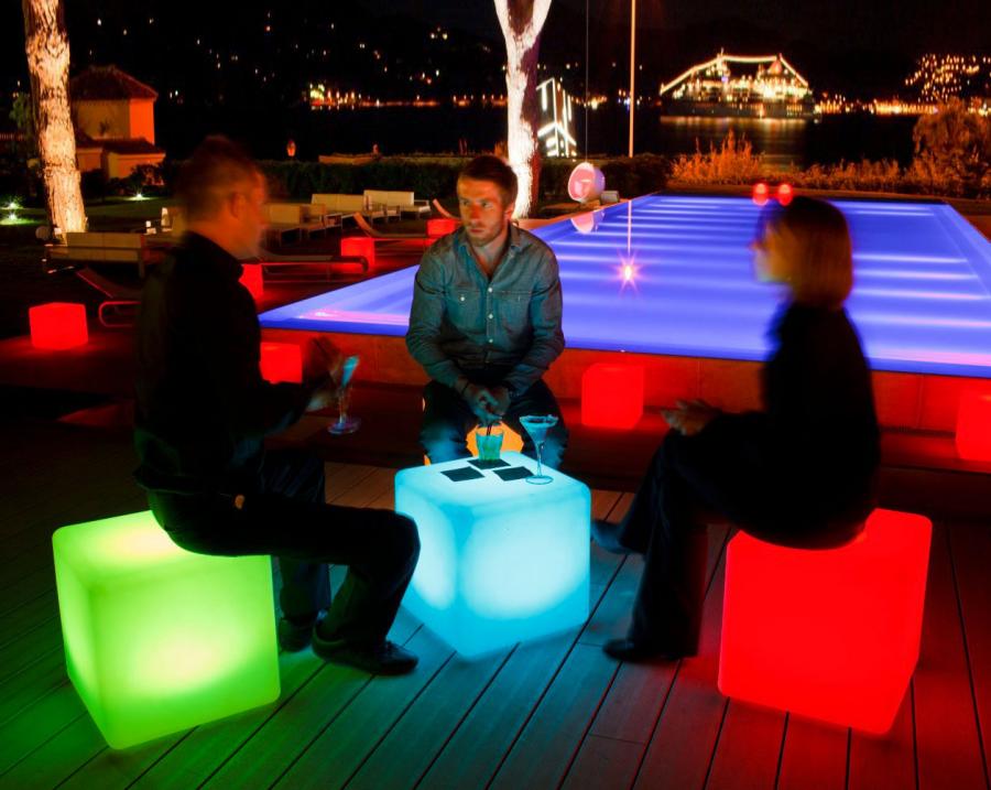 Outdoor LED Lighted Cube Chair