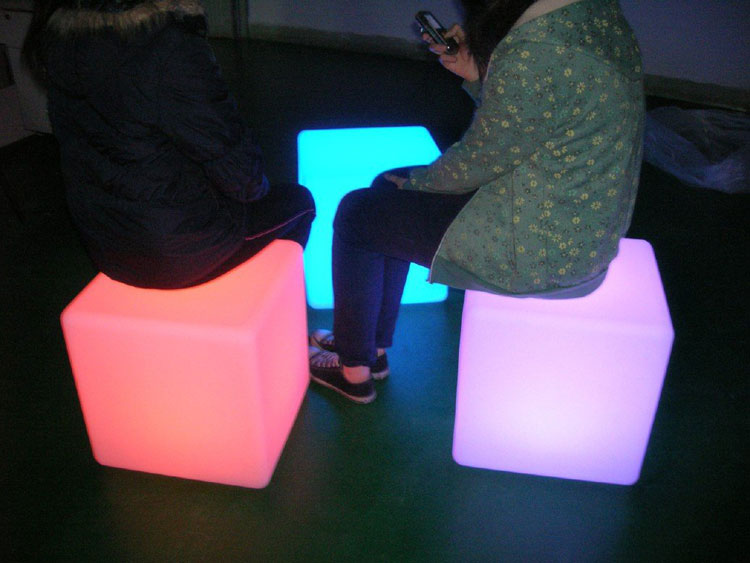 Outdoor LED Lighted Cube Chair