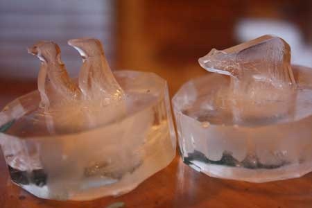 These Arctic Ice Molds Show Polar Bears and Penguins Walking On