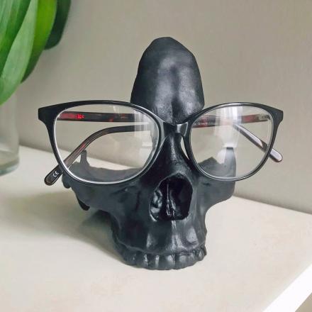 These Skull Glasses Holder Are The Coolest Way To Display Your Glasses/Sunglasses