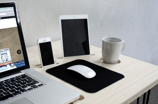 SlatePro: A Minimal Bamboo Desk For Techies