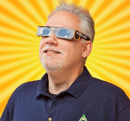 Solar Eclipse Sunglasses Let You Stare Directly At The Sun (5-Pack)