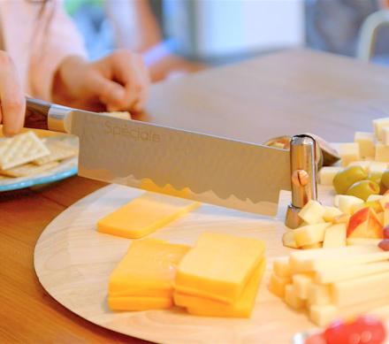 Speciale Swiveling Knife Installs Onto Any Cutting Board