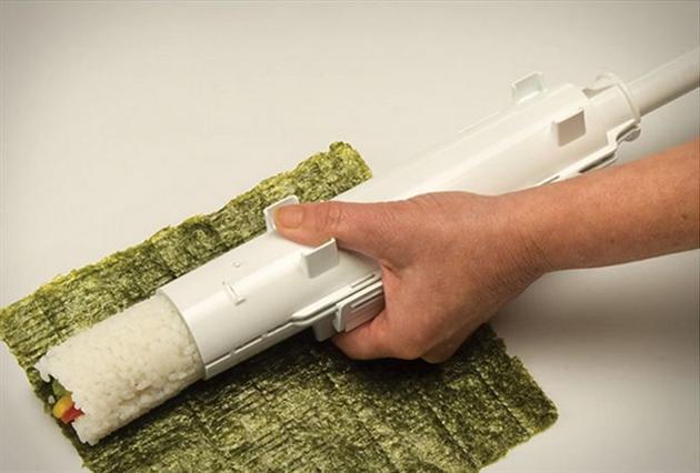 Sushi Bazooka Lets You Shoot Out Sushi Rolls in Record Time