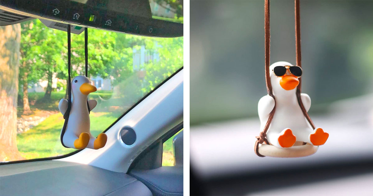 White Swinging Duck Car Hanging On Car Rear View Mirror, (Pack of 1)